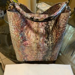 🚫Sold on diff site🚫 Brahmin Amelia Opal